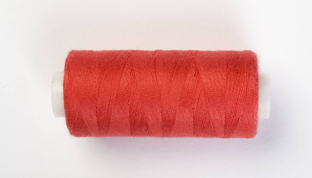 1x 1000 Yards Polyester Nähgarn, Farbe 544